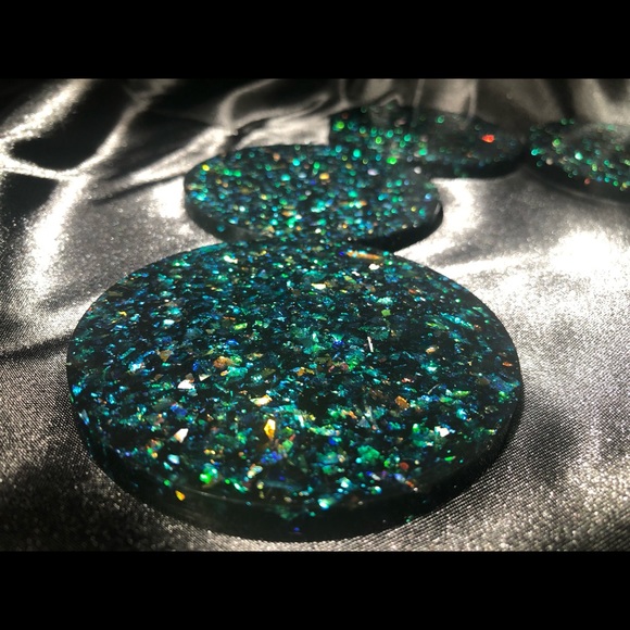 DISCOUNTED Rainbow Holographic Glitter Coaster Set With Matching Holder - Picture 5 of 17
